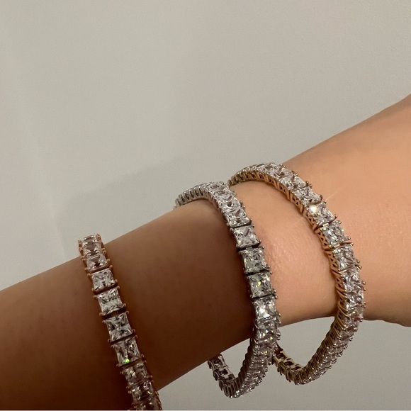 NEW Diamonique Sterling Silver Princess Cuts Tennis Bracelet - Picture 7 of 14